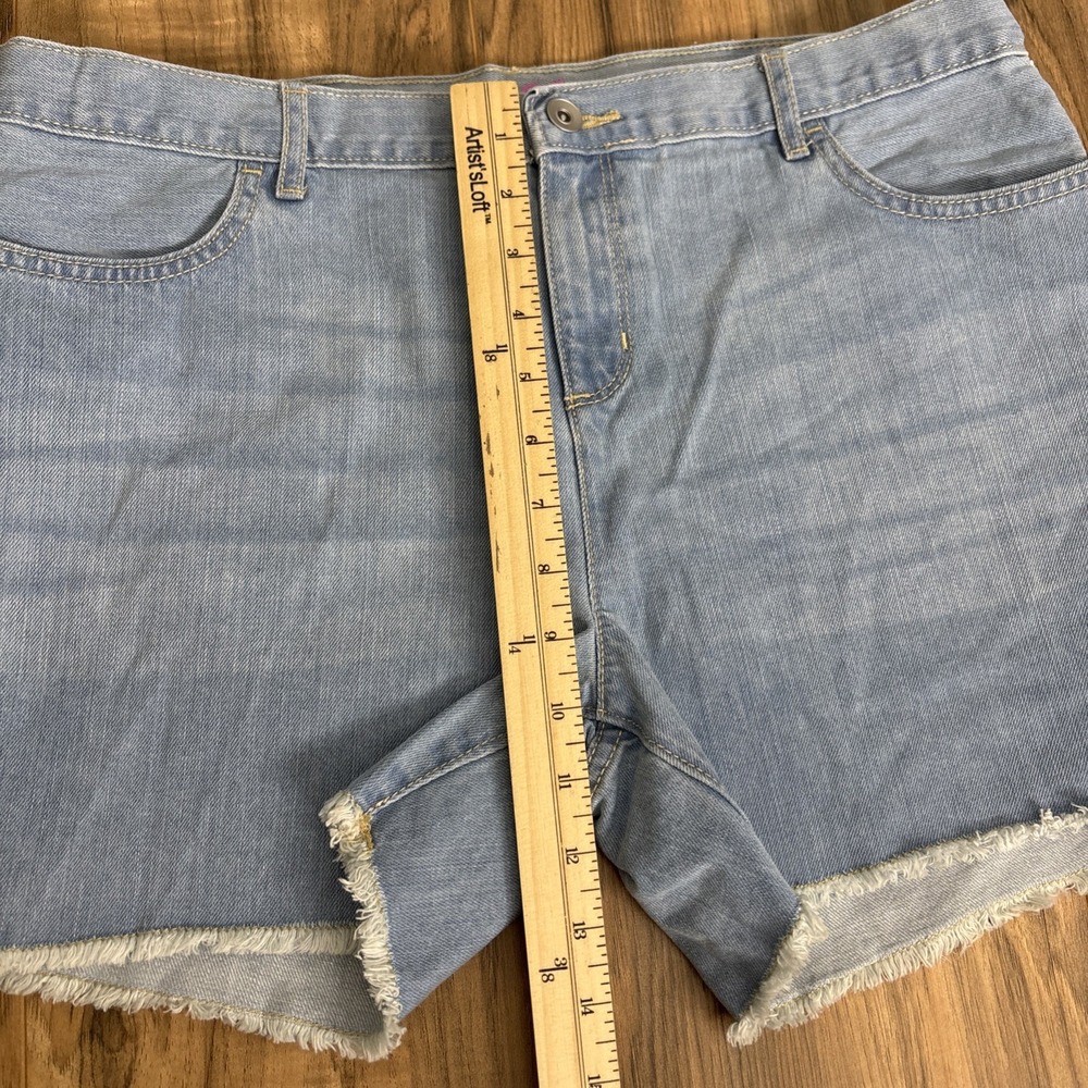 The Children's Place Girls Shorts Size 10 Plus Light Blue Cut Off NWT - Picture 2 of 9